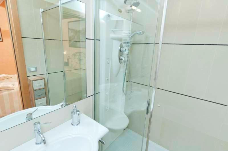 San Cassiano Jacuzzi Bed & Breakfast Venice Exterior photo
